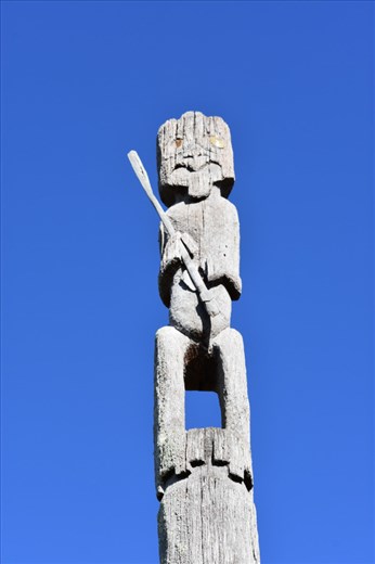 While others were more complex, holding weapons or tools.