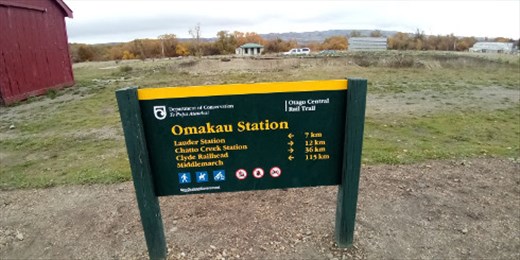 A short ride from Lauder to Omakau. We were making progress but our legs were getting tired already!