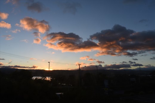 A colourful sunrise greeted us on our 1st morning in Launceston, Tasmania.