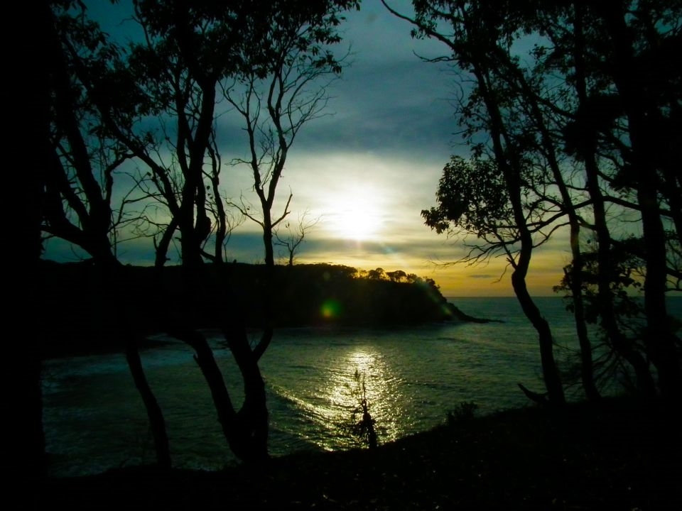 On the dry mornings, it's great to go for a stroll and catch the first light and the sunrise - A different spot each day!

Beautiful sunrises are only a short walk from the camp ground!