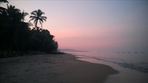 Namaskar, Suprabhat, Bonjour and Goodmorning to the rising sun!