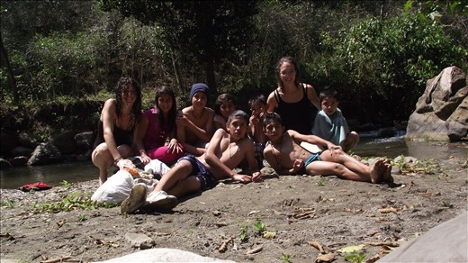 nuestros amigos del pueblo