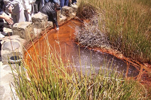 manantial de agua gasificada