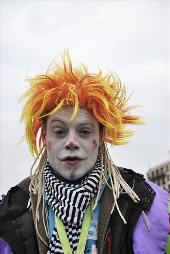 One of the many street entertainers of Berlin.