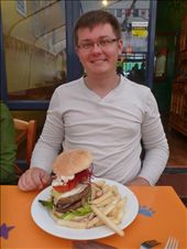 Beast of a burger!: by thekiwireporter, Views[98]