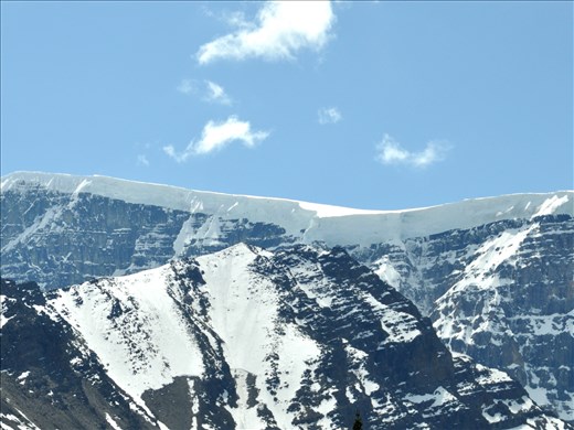It was a beautiful day for the drive through the Icefields Parkway.