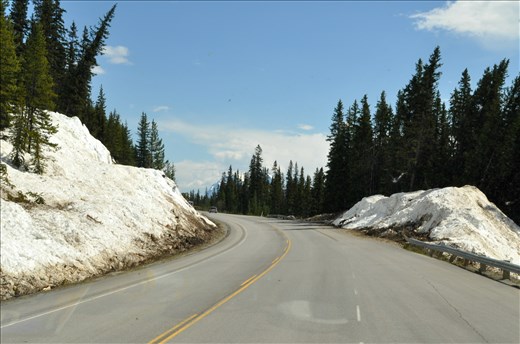 This is an avalanche.  They have the road open but look at the amount of snow on each side.