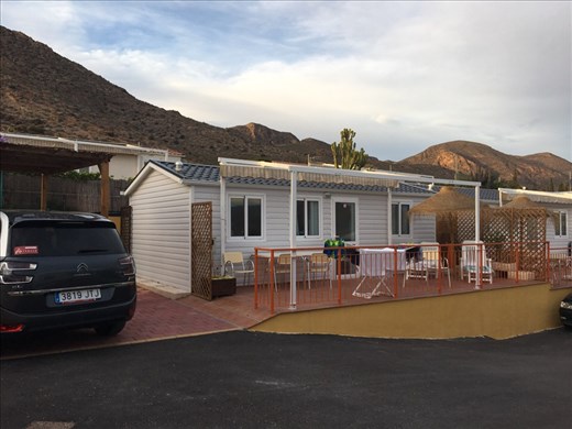 Casseta used by Penny and Dennis