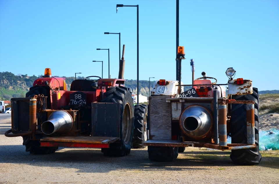 The tractors are one of the main machines and symbols of the fishermen of Portugal. Are a great help to transport boats and the fish.