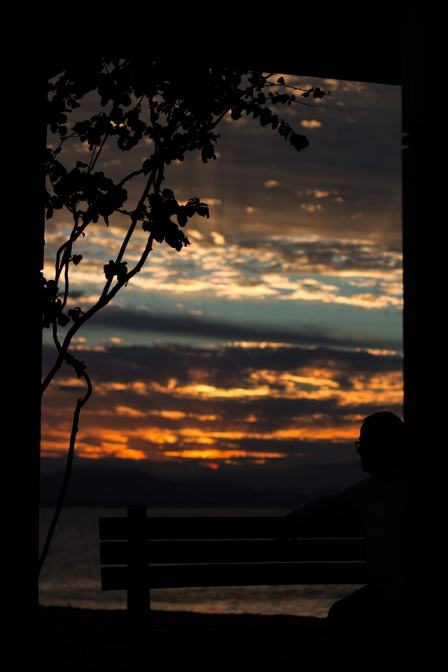 To spend a day in Ribeirão da Ilha is to amaze yourself with its history and delicacy. Its mix of cultures, flavours and colours makes it a hidden gem within Brazilian coastline. Definitely an unforgettable journey!