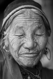 The pain of daily life: This elderly Tibetan refugee has no money to buy the eye medicine she needs.: by thisiscoop, Views[447]