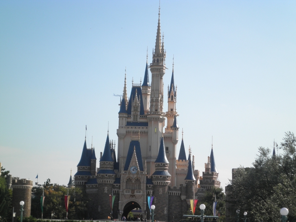 The castle at Disney Land is actually a gift shop...