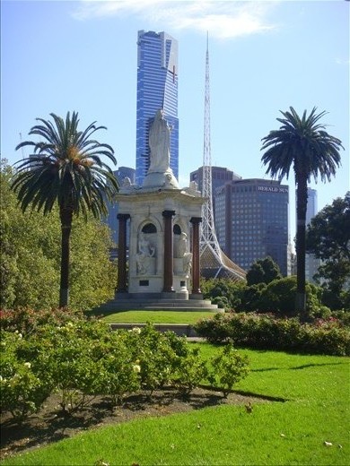 Statue of Queen Victoria