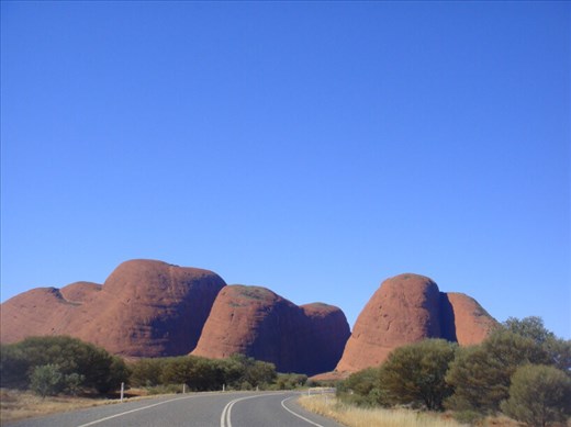 Entering The Olgas (Kata-Tjuta), NT