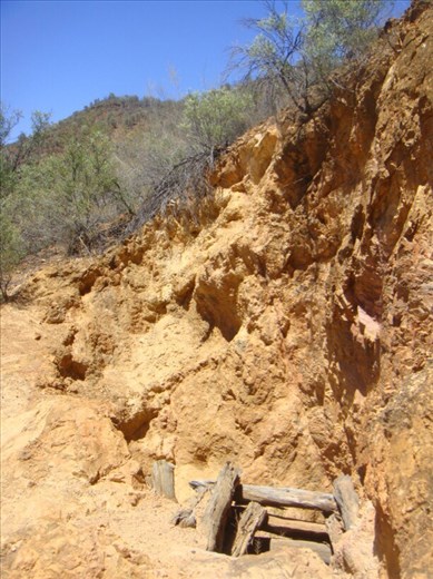 Old shaft of a goldmine, Lively's Find, Arkaroola, SA