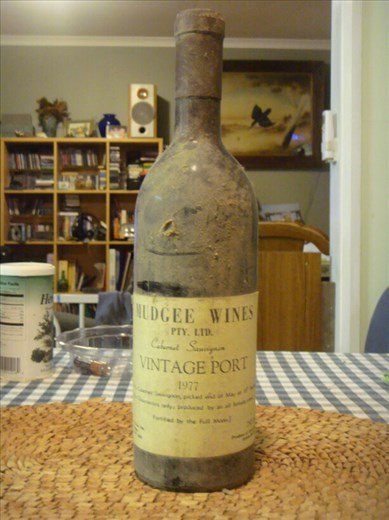 1977 Cabernet Sauvignon, had a 1965 port too, Kimbriki, NSW.
