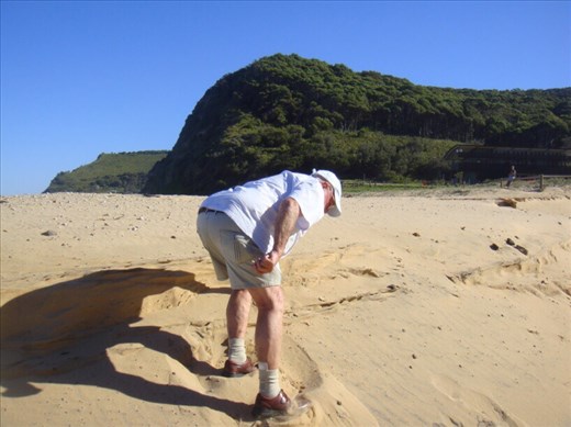 Pat struggling up a little dune, Garie beach, Royal NP, NSW.