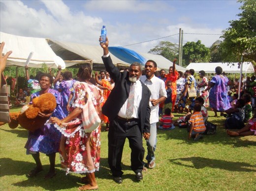 Pastor Fran (uncle-in-law), one happy father, Banban, Espiritu Santo