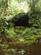 Little grotto, Lombaha, Ambae.: by thomasz, Views[127]