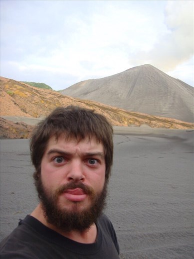 Insanity (net niet knetter), Mt. Yasur, Tanna.