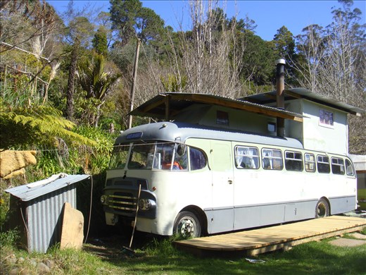Wwoofer house-bus, Tapu, Coromandel