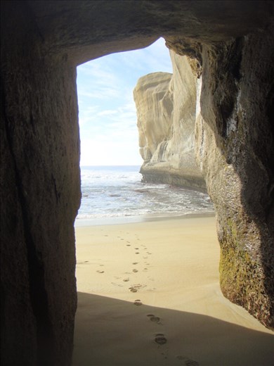 Tunnel Beach