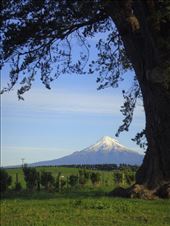 Mt Taranaki: by thomasz, Views[181]