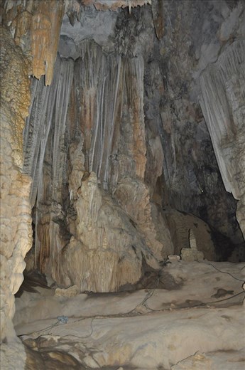 Inside the Thien Duong Cave, Vietnam