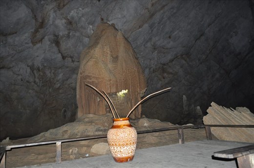 Inside the Thien Duong Cave, Vietnam