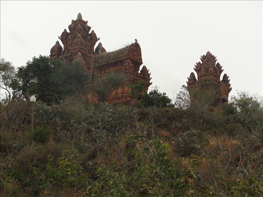 Mysterious tower Poklongarai