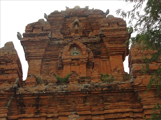 Mysterious tower Poklongarai