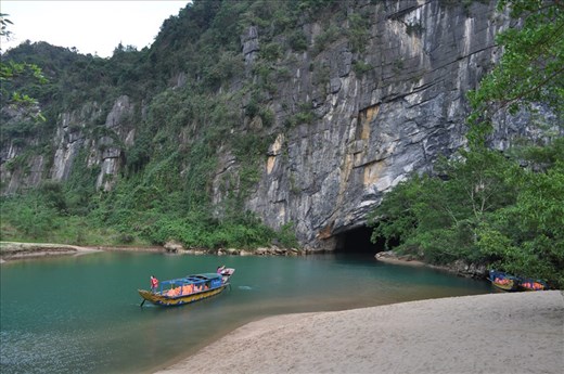 Phong Nha Ke Bang Caves - Fairyland