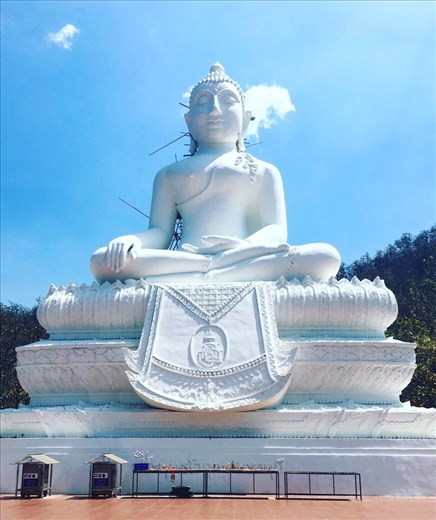 White Buddha.
Pai, Thailand.