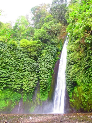 Waterfall up in the mountains.