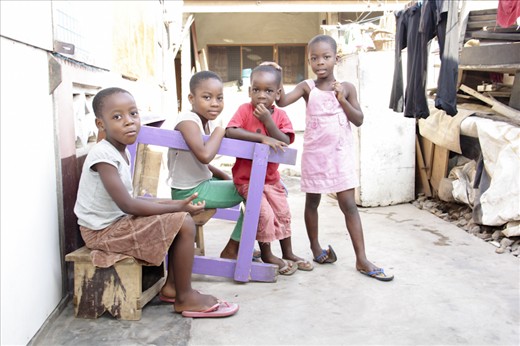 TheGroup_I visited my family house and took this photo of the kids.
