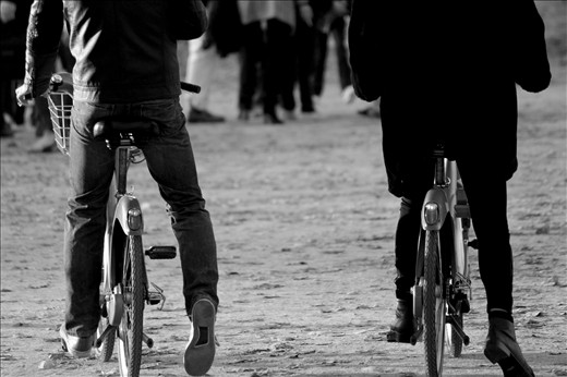 Hire Bikes.
Bikes are everywhere is Paris. Given how hectic the roads are, and the limited parking available, this couple made a good choice.
