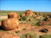 Devils Marbles - Play between big and small: by tina-travels, Views[240]