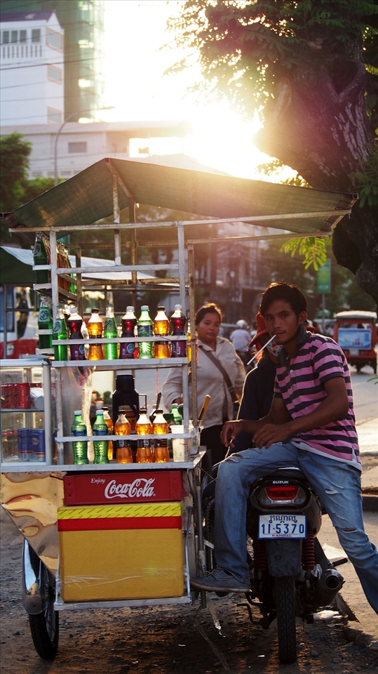 After 4pm, people go to Olympic Stadium for playing sports and get very thirsty!