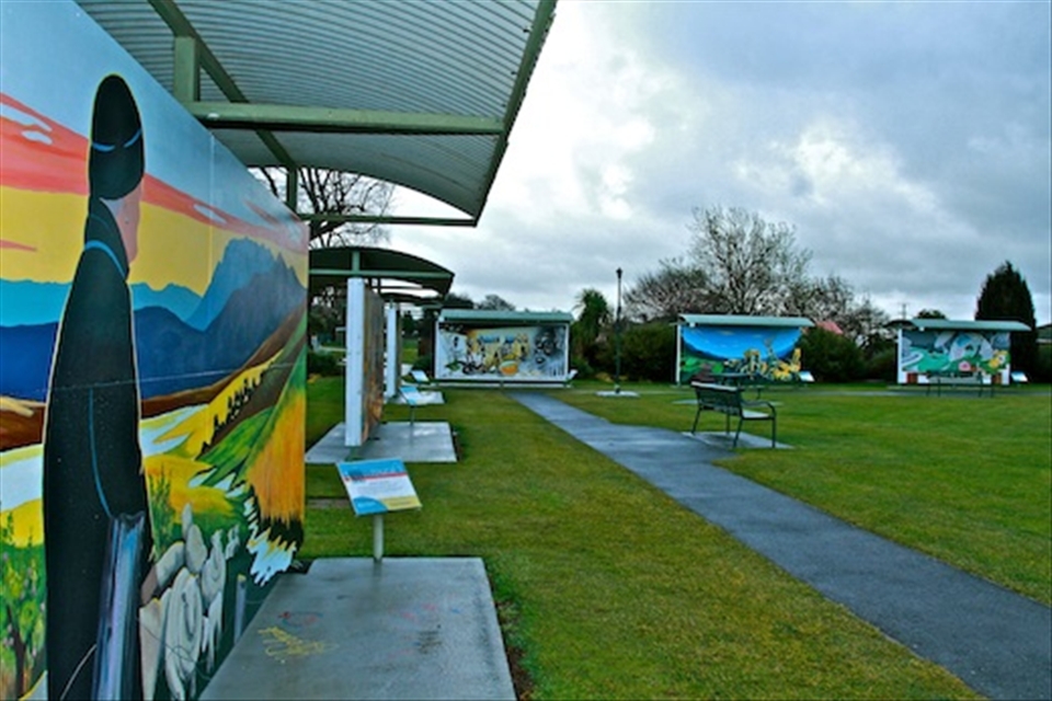 Sheffield, the town of murals in Tasmania, holds a mural competition each year.