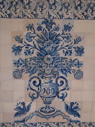 beautiful old azulejos