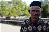 An elderly local wears his Batik shirt for the Friday tradition. : by travella, Views[283]