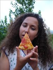 Me, impressed by the Italian pizza!: by traveller_anthropologist, Views[249]