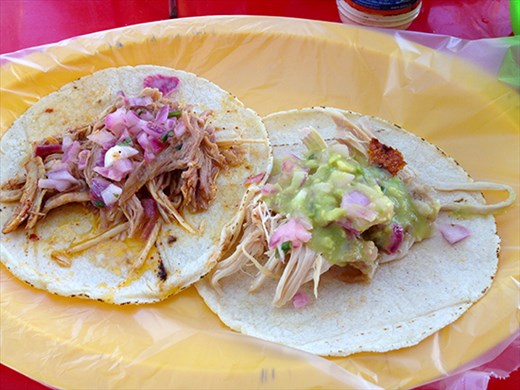 This is the original! Cochinita to the left.