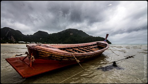 When the tide turns low its my time to rest at Phi Phi