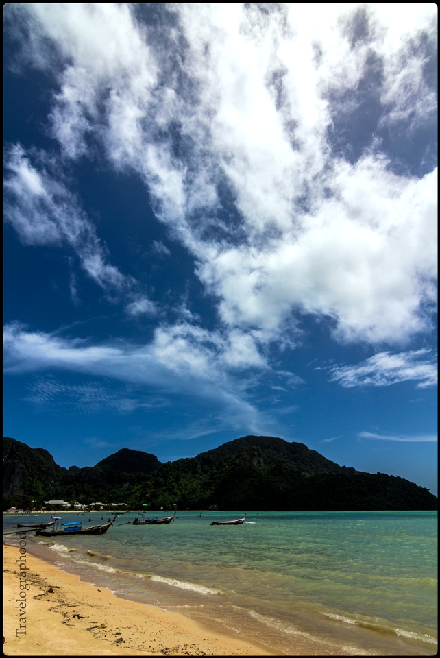 Sometimes Sunshine brings great colors along at Phi Phi