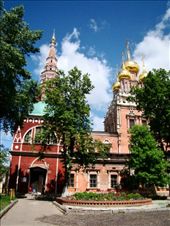 The Church of the Resurrection in Kadasi as you enter the grounds: by treefrog, Views[173]