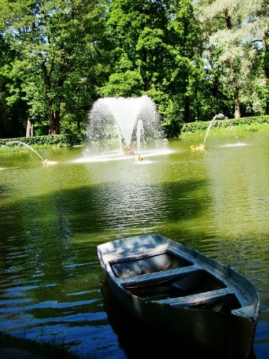 Walking past one of the many ponds dotted around the garden