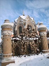 A small church behind the huge Church of the Saviour on Spilled Blood: by treefrog, Views[336]