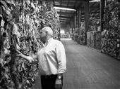 A waste paper exporter from Australia inspects material at a storage shed in Fuyang: by tristanc, Views[200]