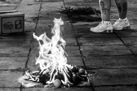 A part of the ritual is to burn candles, chocolate, honey and eggs. 